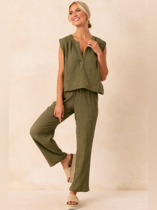 Joe Fresh Pants - Joe Fresh Set in Olive Green Gauze